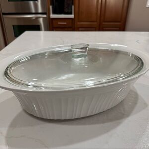Corningware White Oval Casserole with Glass Lid